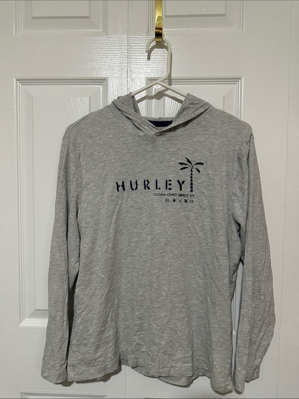 Hurley Light Gray Hooded Long-Sleeve Tee with Palm Logo